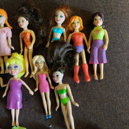 Polly Pocket collectible set used with accessories