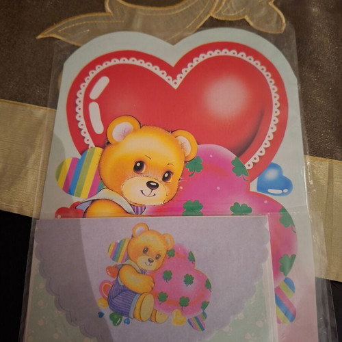 Vintage 1990 stationery new with teddy bear and envelopes