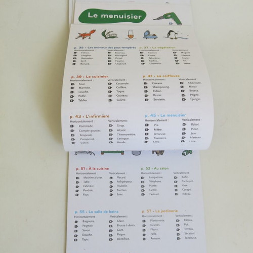 French book with Super Blocs crossword puzzles used