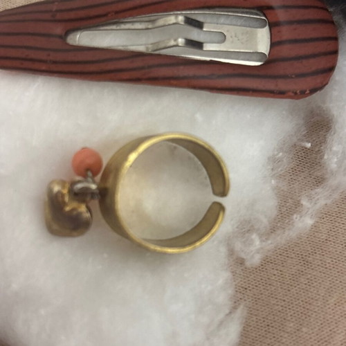 Chevalie ring used with pink beads and heart charm