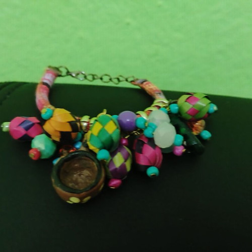 Mexican handmade bracelet like new, multicolor