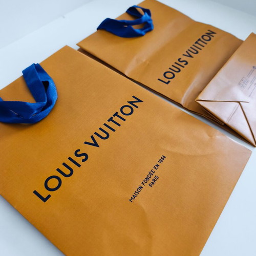 Louis Vuitton gift bags set of 2, luxury quality, new