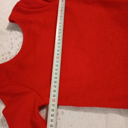 H&M dress 6-8 years used, red