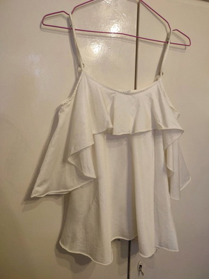 Queen of Hearts top used, one size, white, cotton-silk blend