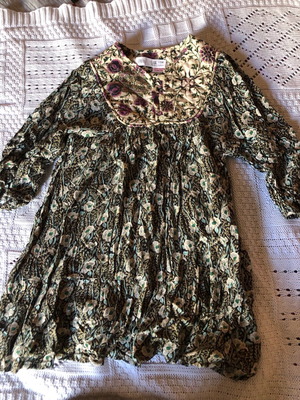 Dress for girl 4-5 years like new