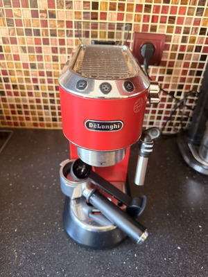 DeLonghi coffee maker