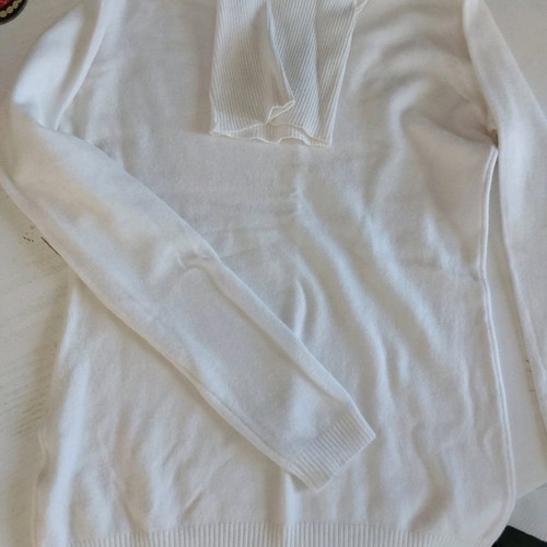 White knitted turtleneck sweater used, size s/m