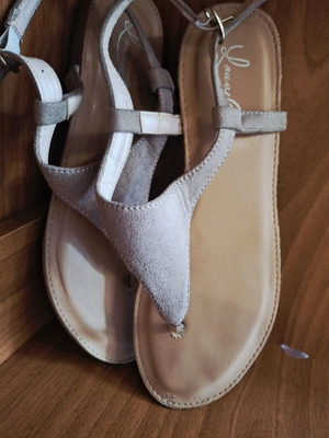 Sandals flat used size 40, worn twice