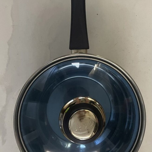 Frying pan and small saucepan with lids new