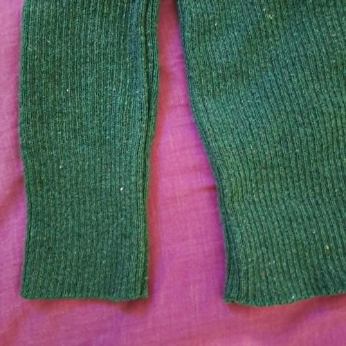 Women's knitted green turtleneck sweater, size M