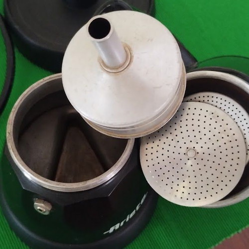 Ariete Moka Aroma Coffee Maker like new with Dudson cup and accessories