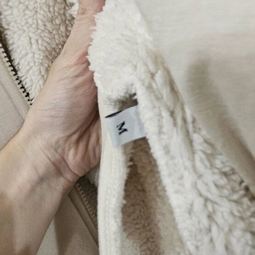 Intimissimi cardigan medium like new, very warm, beige