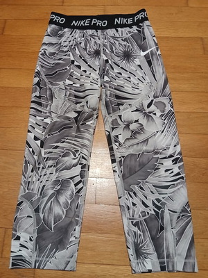 Nike Pro Παιδικό Κολάν Μέγεθος Medium Σαν Καινούργιο Μαύρο Άσπρο