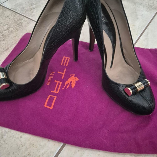 Etro shoes used, black leather pumps size 38