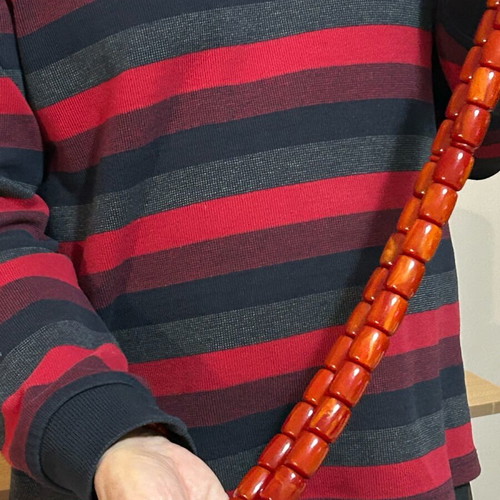 Bakelite Misky Kompoloi used, 33 beads 25mmx20mm, 324g