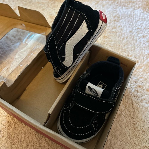 Vans baby shoes like new, black
