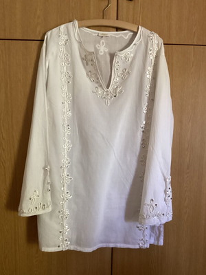 MIA White Vintage Cotton Tunic with Embroidered Details