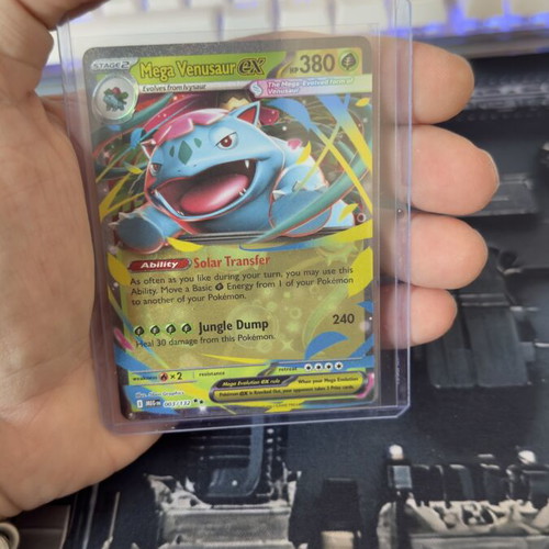 Mega Venusaur EX card like new
