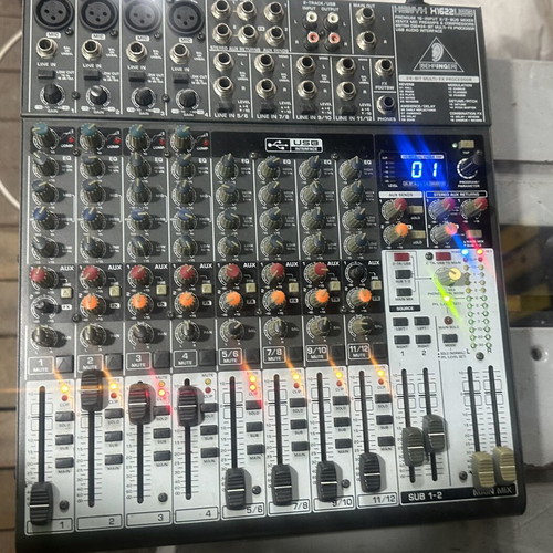 Behringer XENYX X1622USB mixer used with missing knob