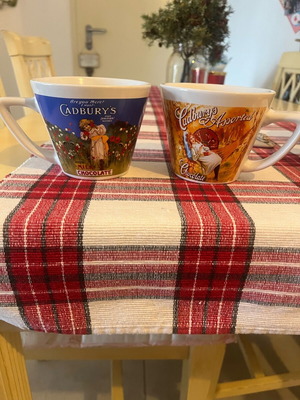Συλλεκτικές κούπες Cadbury’s μεταχειρισμένες, σετ 2 τεμαχίων