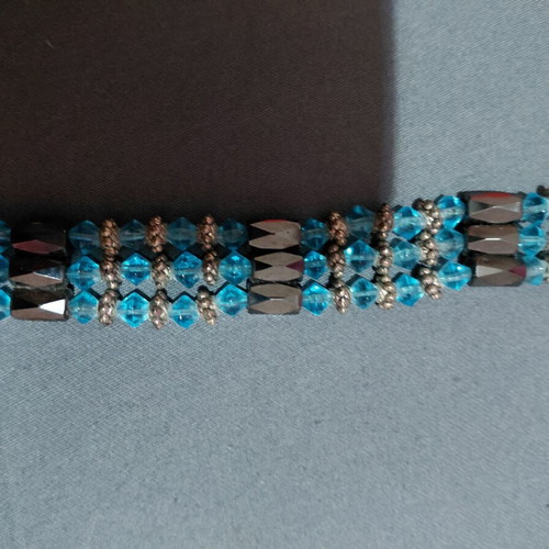Multifunctional necklace bracelet with magnet, blue