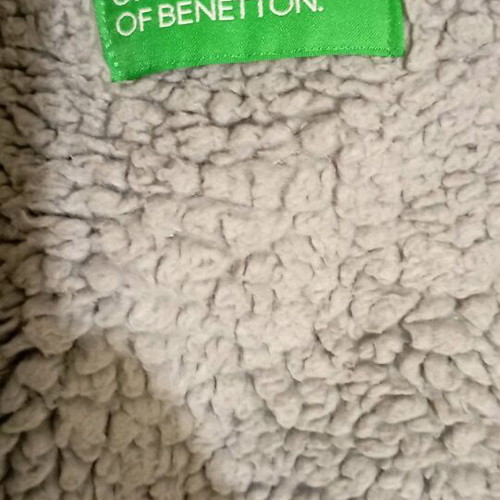 Benetton jacket for 12 years like new, navy blue with hood and fur lining