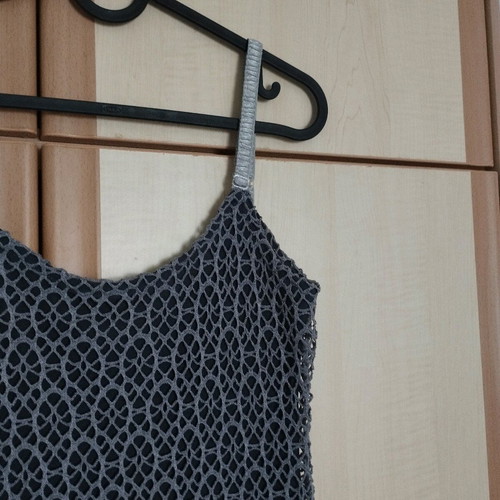 Caramella gray two-tone dress like new, elastic fabric, size M