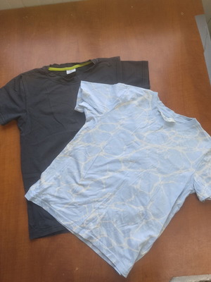 Set of 2 kids t shirts used, size 146 cm, H&M, black and turquoise
