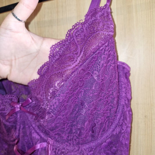 Corset bra purple new, size 2XL with adjustable straps and 9 hooks