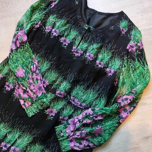 Vintage dress like new, multicolored, size M