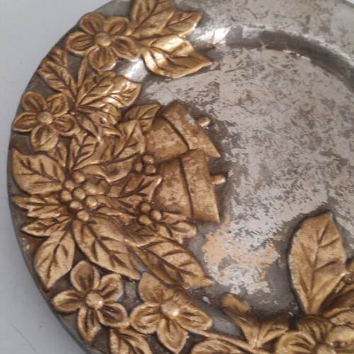 Decorative Christmas platter like new, ceramic