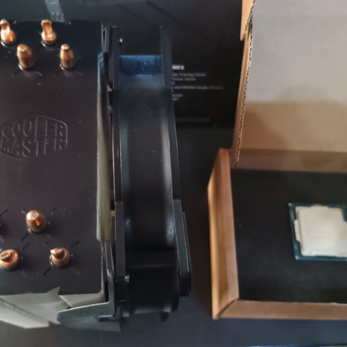 Intel Core i7-8700 processor with Cooler Master Hyper 212
