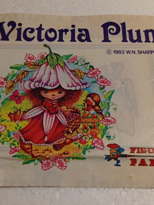 Victoria Plum sealed Panini sticker pack