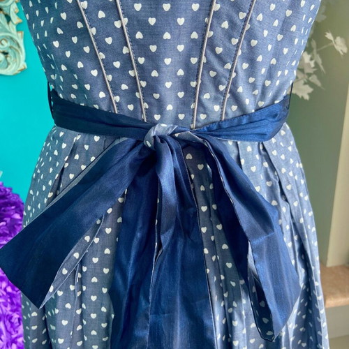 Bavarian dirndl dress like new with apron, size S 36