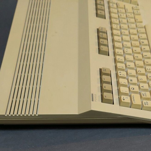 Commodore 128 like new in excellent working condition