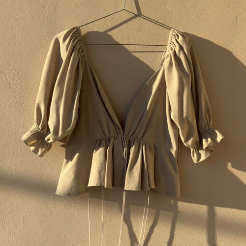 Linen top small used, earthy stone nude khaki color with side zipper