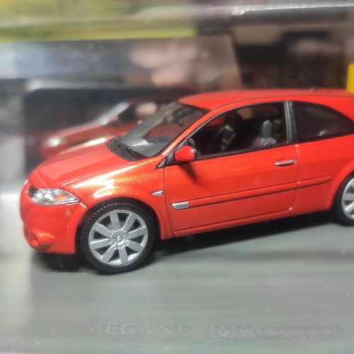 Renault Megane RS μοντέλο 1/43, πορτοκαλί μεταλλικό
