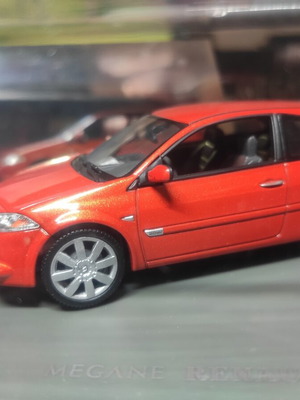 Renault Megane RS μοντέλο 1/43, πορτοκαλί μεταλλικό