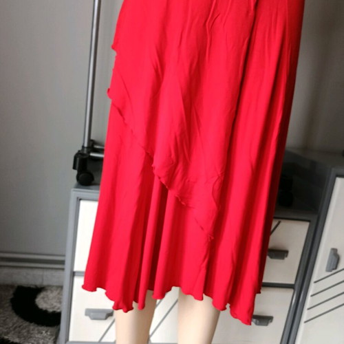 Midi dress red new, size Medium, Elxis