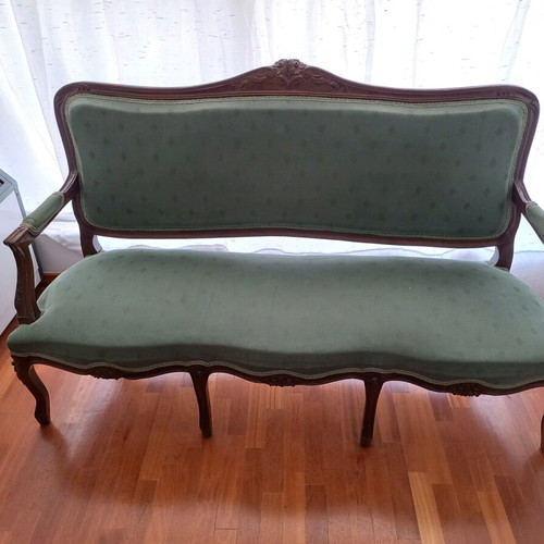 Vintage 3-seater sofa used in excellent condition