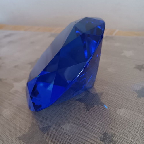 Decorative glass diamond like new