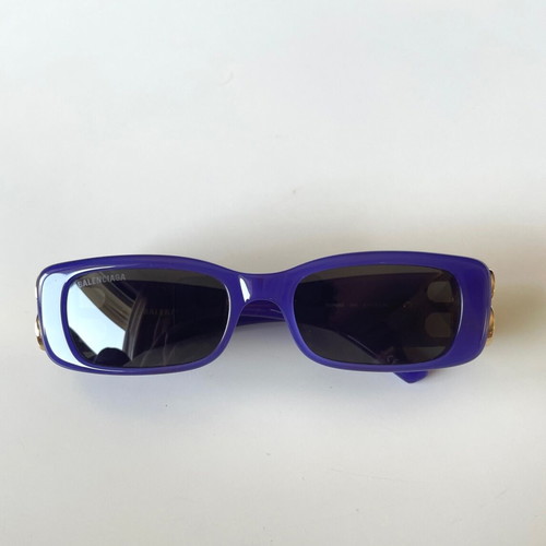 Balenciaga sunglasses purple like new with gold BB logo and silver case