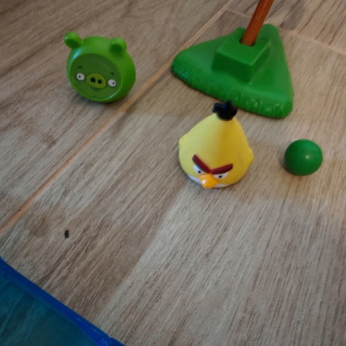 Angry Birds On Thin Ice game parts like new