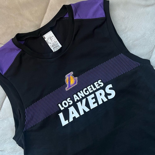 Lakers sleeveless shirt like new, size L, black-purple