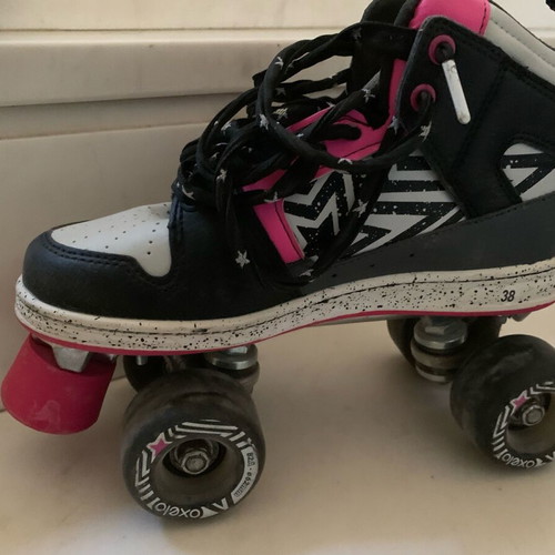 Oxelo roller skates size 38 like new