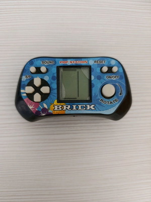 Преносима електронна игра Brick като нова