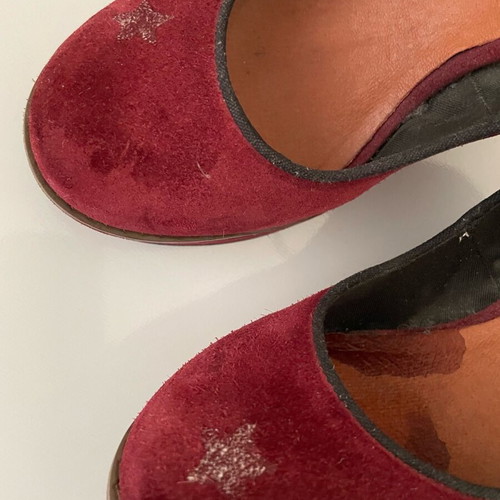 Urban Outfitters Y2K Deena & Ozzy Platform Mary Janes burgundy suede size 40 like new