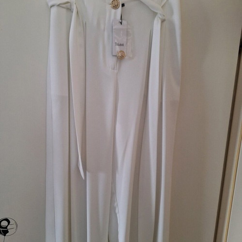 Toi & Moi white pants new, size S