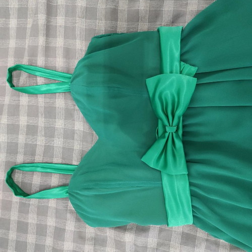 Women's dress used, emerald muslin with satin belt