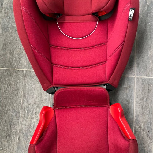Inglesina Galileo I-Fix car seat used 15–36kg red-burgundy